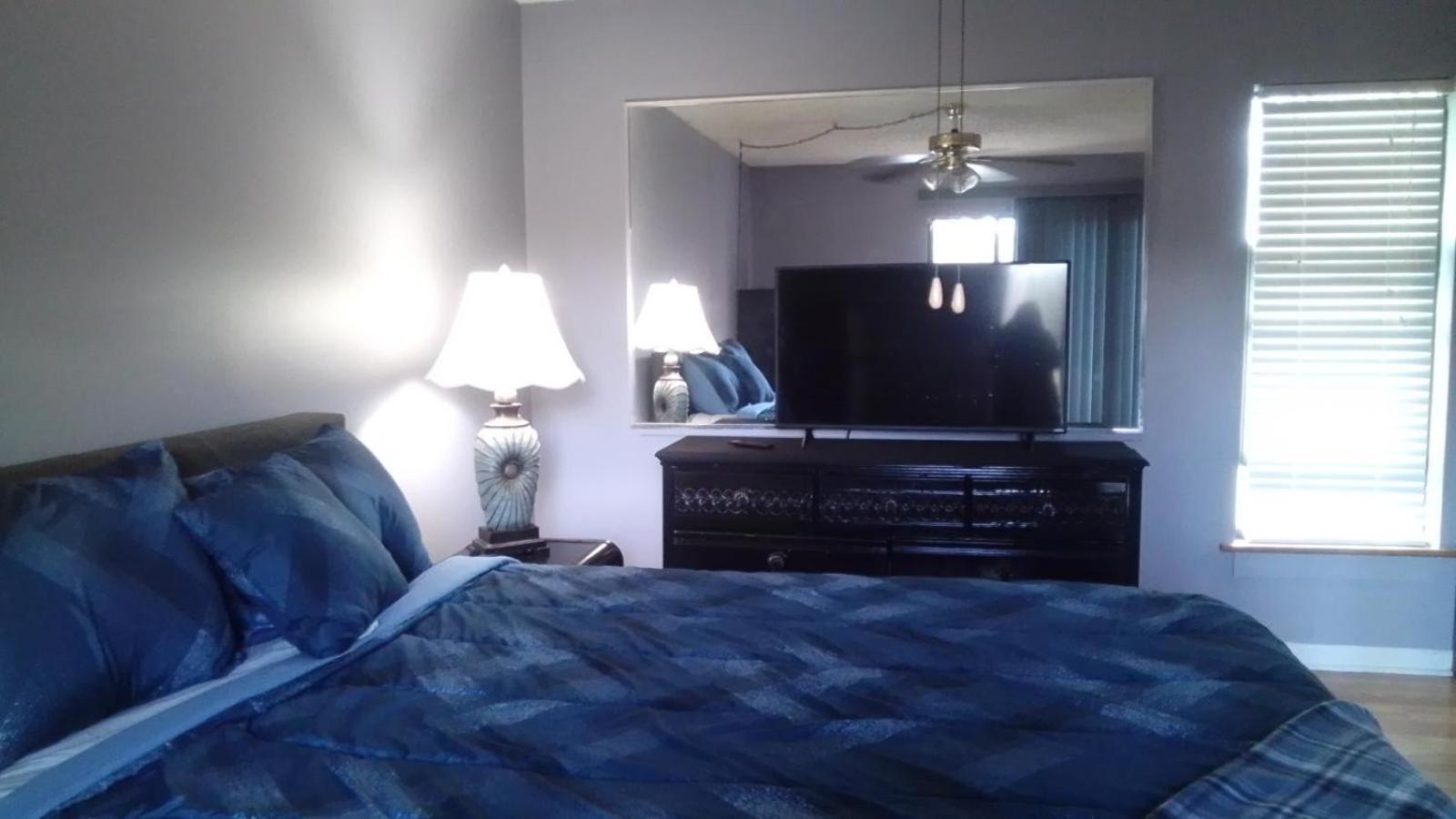 Irises House - Private Room In Home คิสซิมมี ภายนอก รูปภาพ